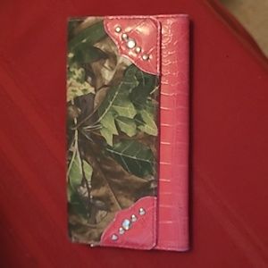 Camouflage wallet
